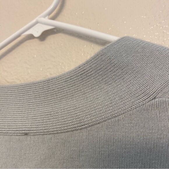 Gap v neck light blue nylon merino extra fine wool long tunic sweater size L - Picture 4 of 10